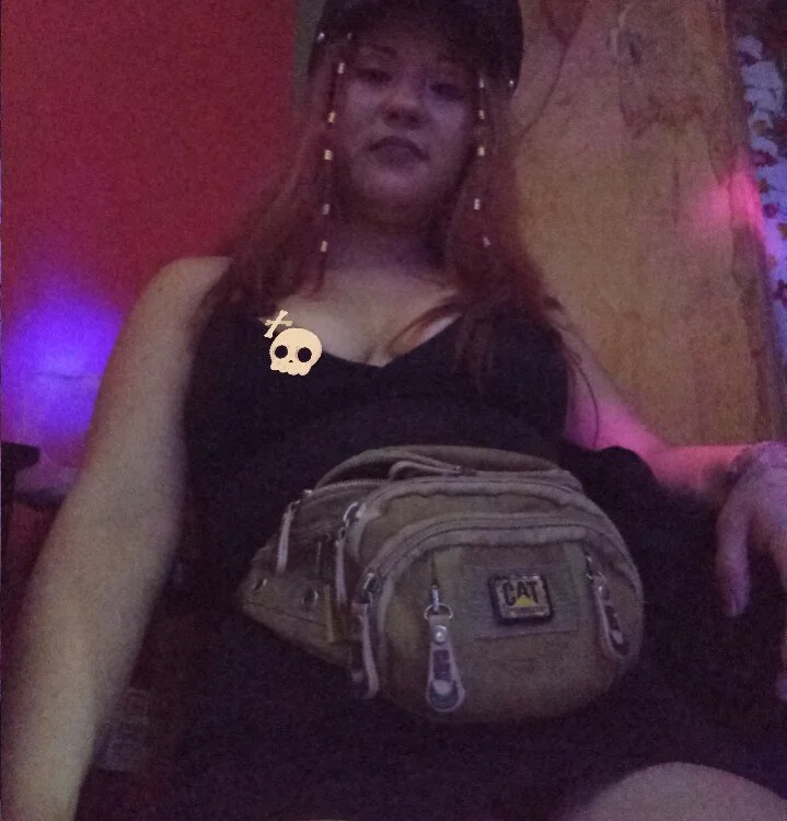 tuprincesa98's Offline Chat Room