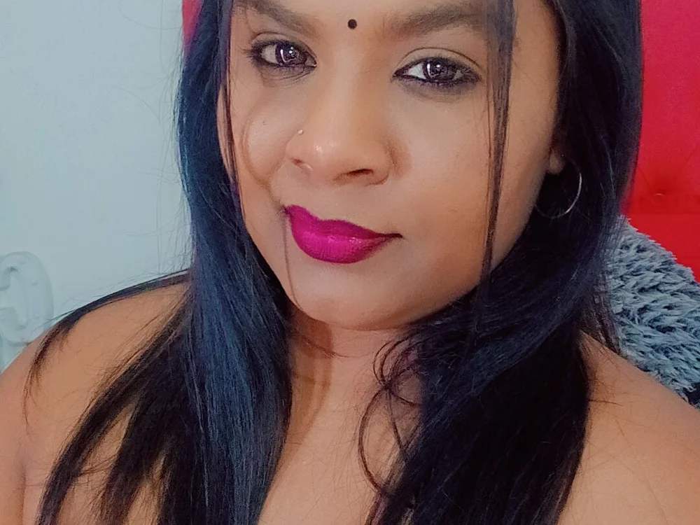 G-StringLexiLover offline XXX-chat