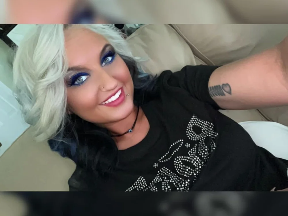lexiiadams offline chatrum