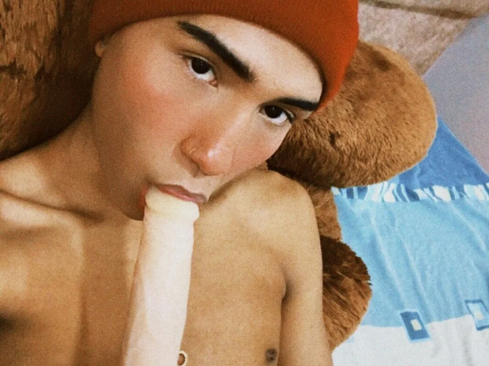 Criis_Gonzalez offline chatrum