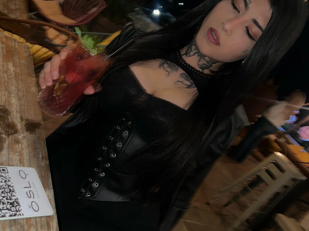 Czat XXX offline – Sashgon
