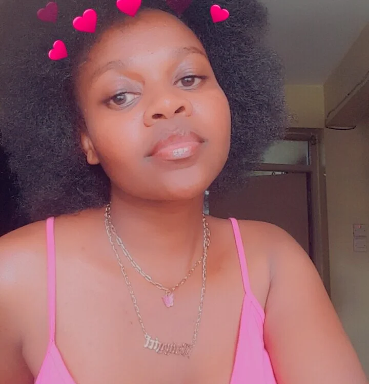 we_babe's Offline Chat Room