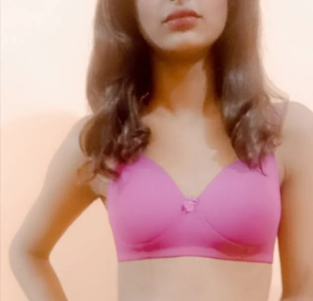 دردشة SAKSHI_JAIN0 الجنسية دون اتصال