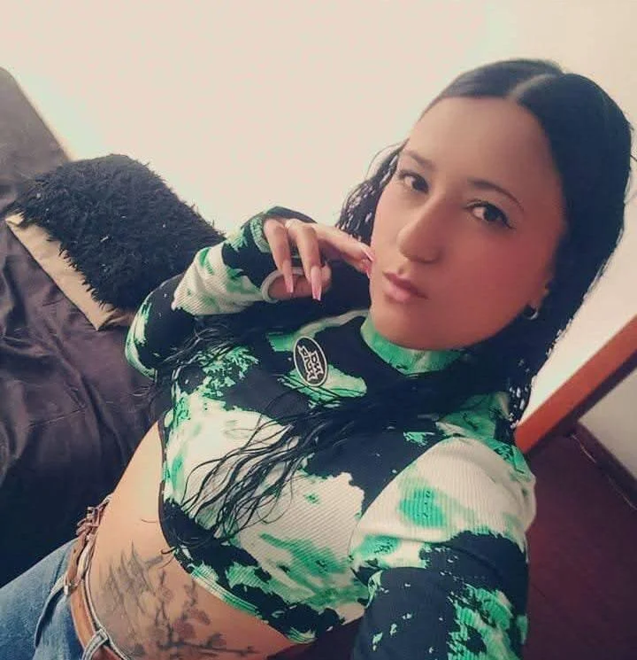 KarinaaJohnson offline chatrum