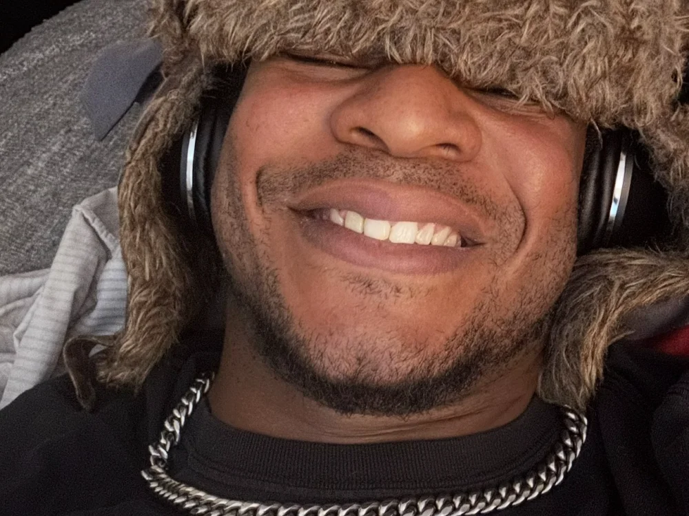 KeYBuMp323 Chat XXX offline