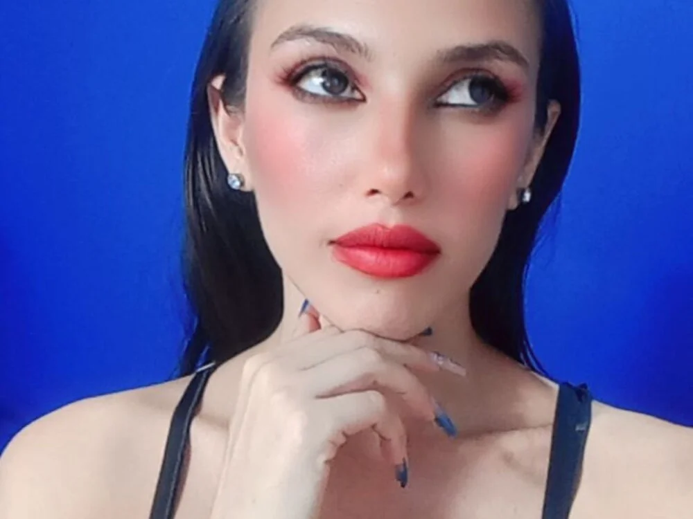 Romi_scott's Offline Chat Room