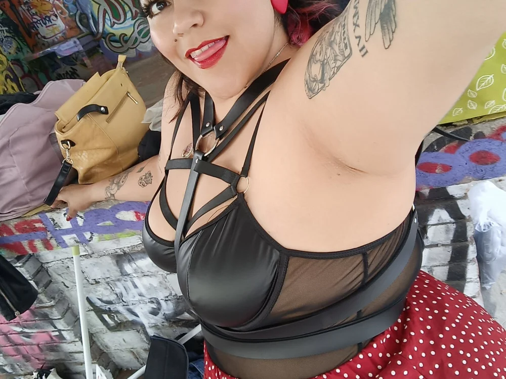 lila_XL's Offline XXX Chat