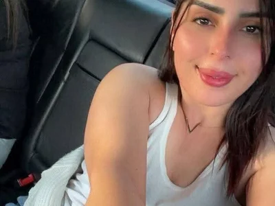 Sarasaricool on StripChat