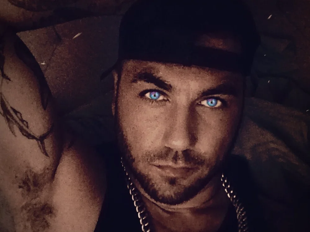 GunnerDownzのオフラインXXXチャット