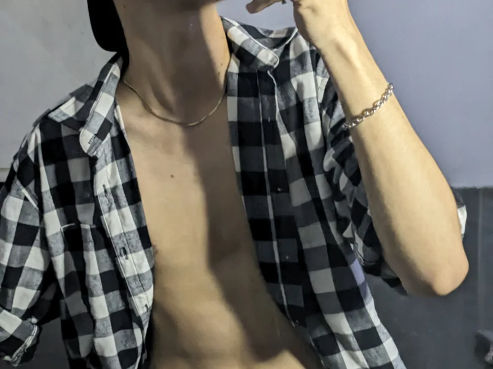 hotjoss0's Offline Chat Room