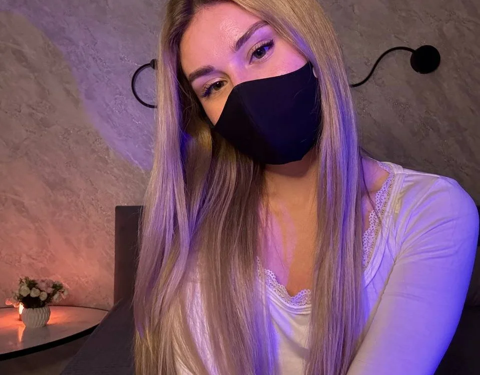 Offline XXX chat modela LulyDOLL