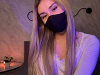 Živý XXX chat LulyDOLL