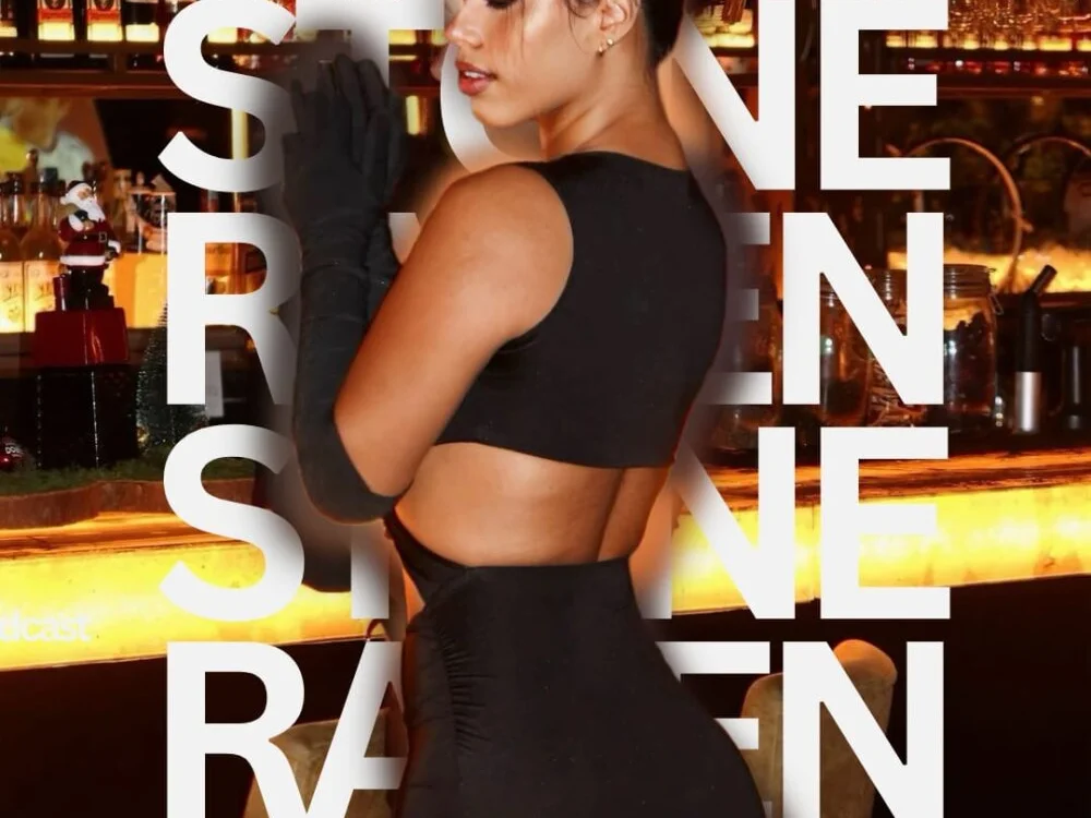 raven_stonee Offline XXX-chat