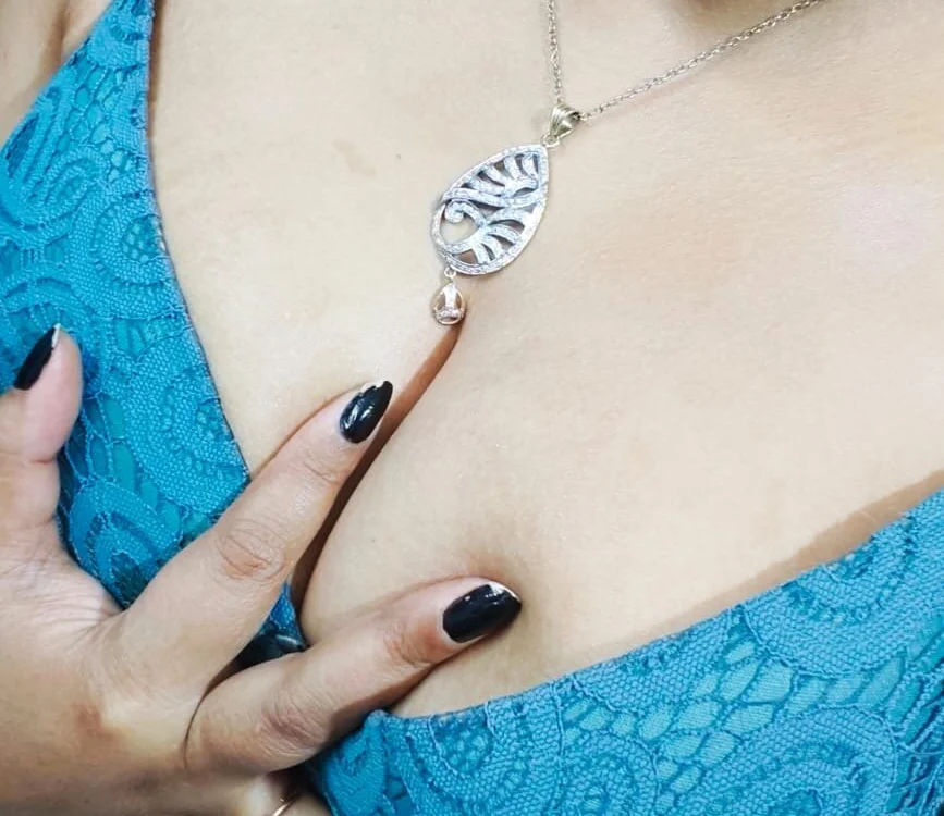 Raseele Adlı Modelin Çevrimdışı XXX Sohbeti