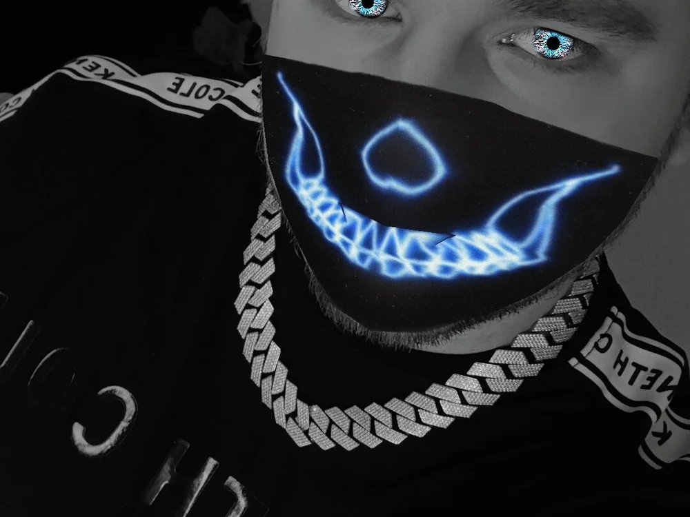 dominantdark's Offline Chat Room