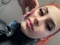 AdelineRed's Offline Chat Room