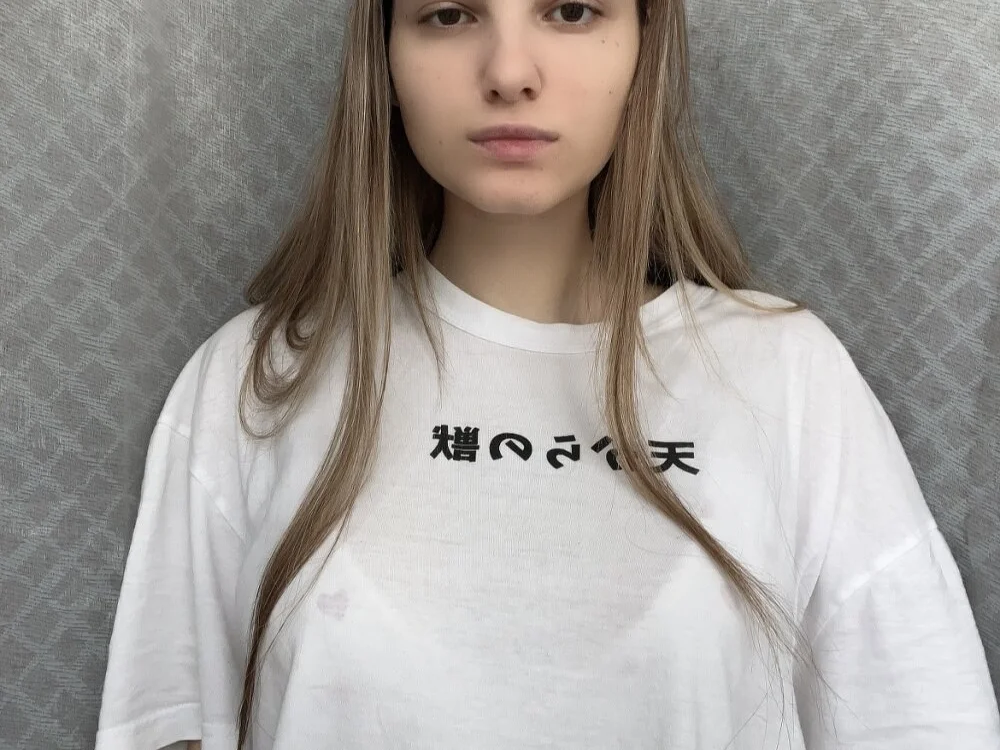 دردشة EmllyLighty الجنسية دون اتصال