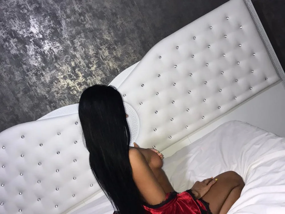 PinkNicolle offline XXX-chat