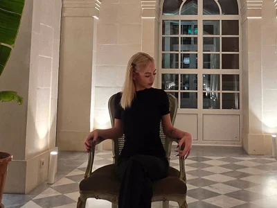 Moon_Silk on StripChat