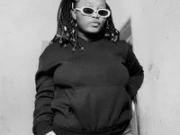 Ebonygoddes2's Offline Chat Room