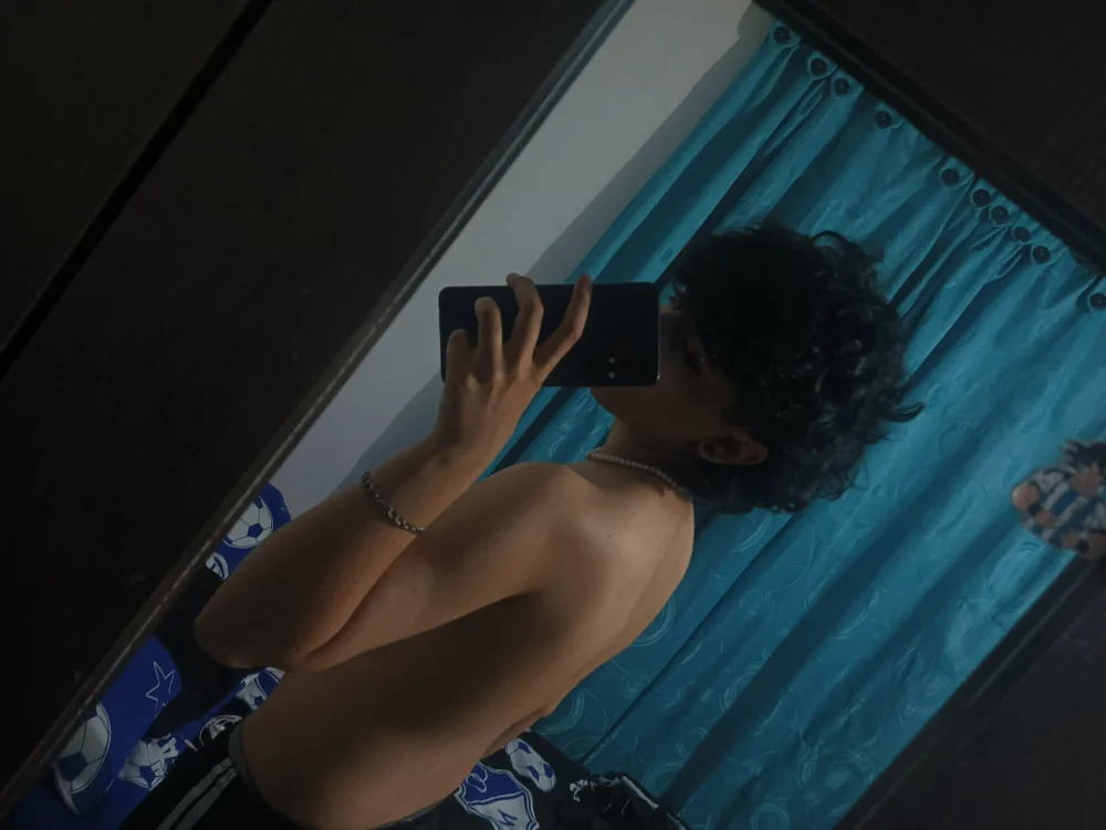 LatinHeatX22 Offline XXX-Chat