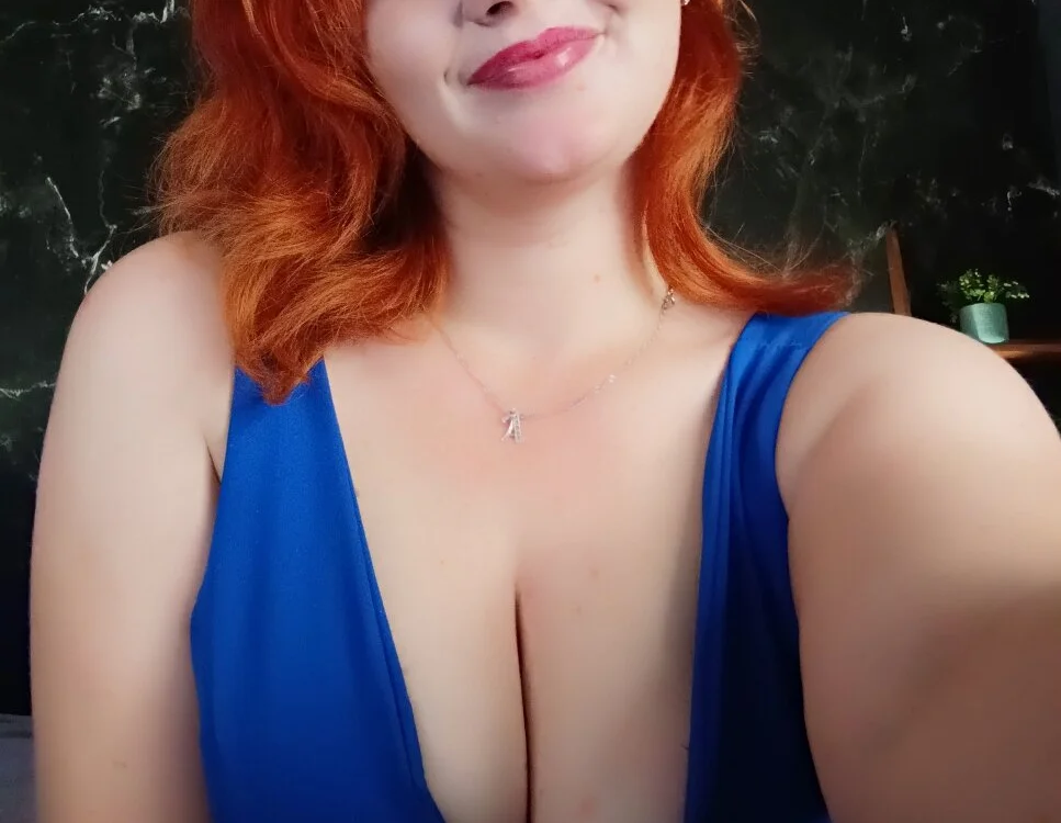 Moly_Loves' Offline Chat Room