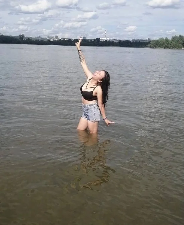 Megan_lovelyy's Offline XXX Chat