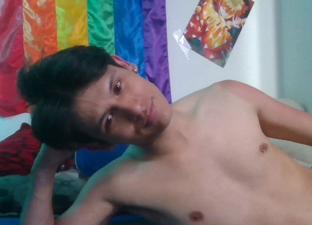 Andy_zizi offline chatrum