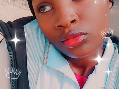 Vacuee_daquil - Girl 