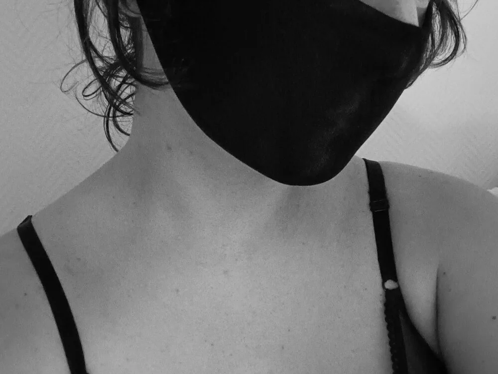 ana-student's Offline XXX Chat