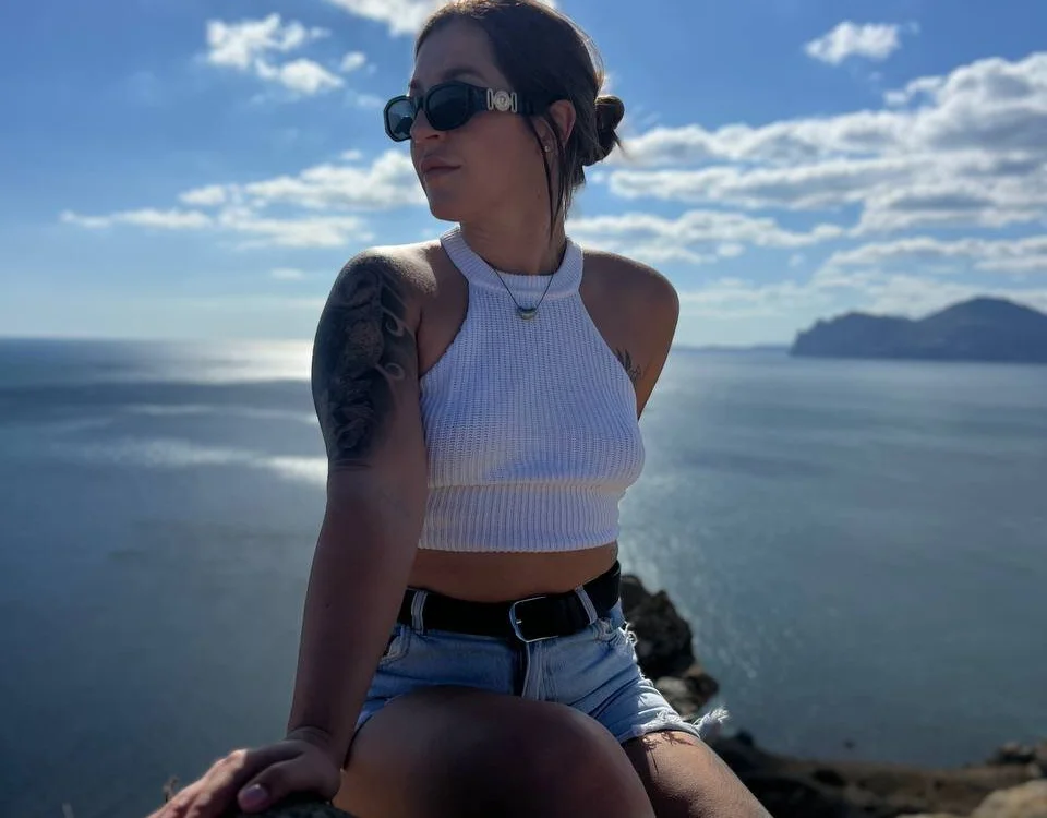 Thayrina's Offline Chat Room