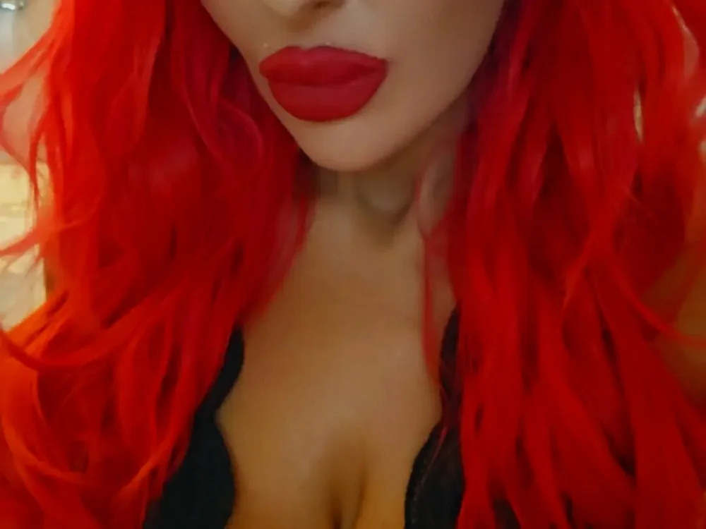 CHERRYY-LOVE's Offline XXX Chat