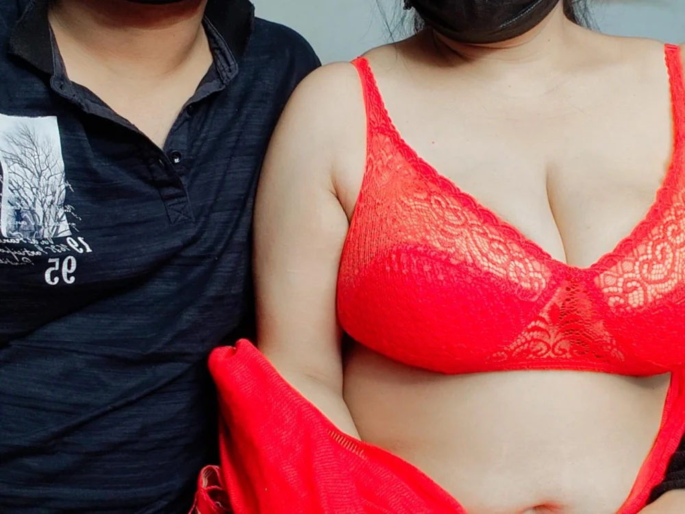 Indian_couple_35 오프라인 XXX 채팅