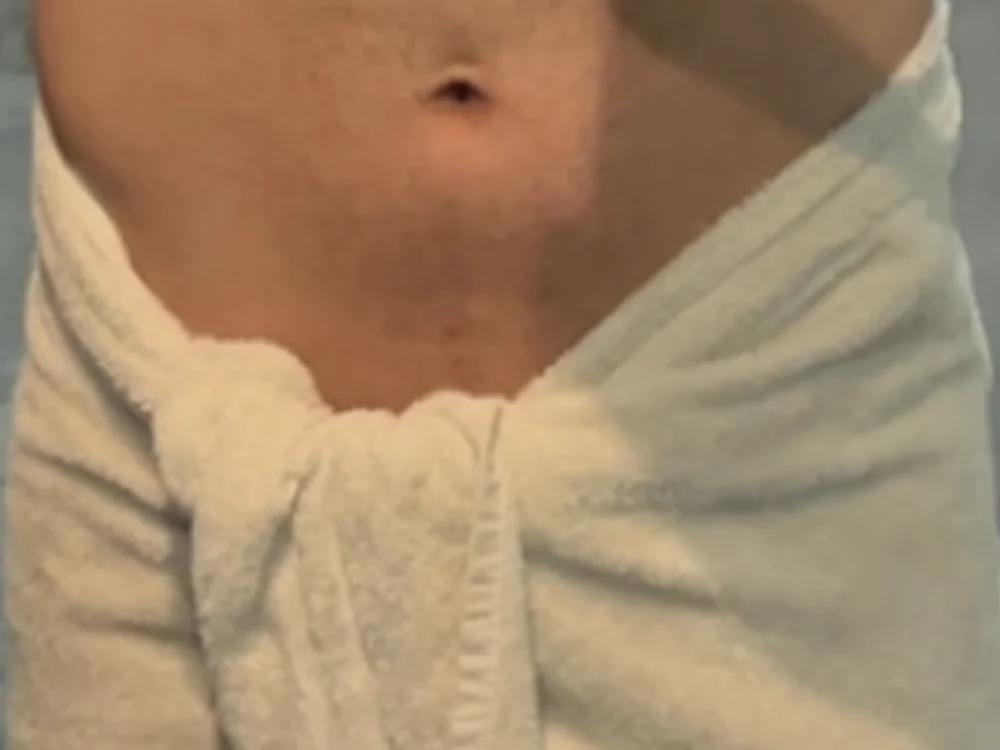 shavedcockkyoung offline XXX-chat