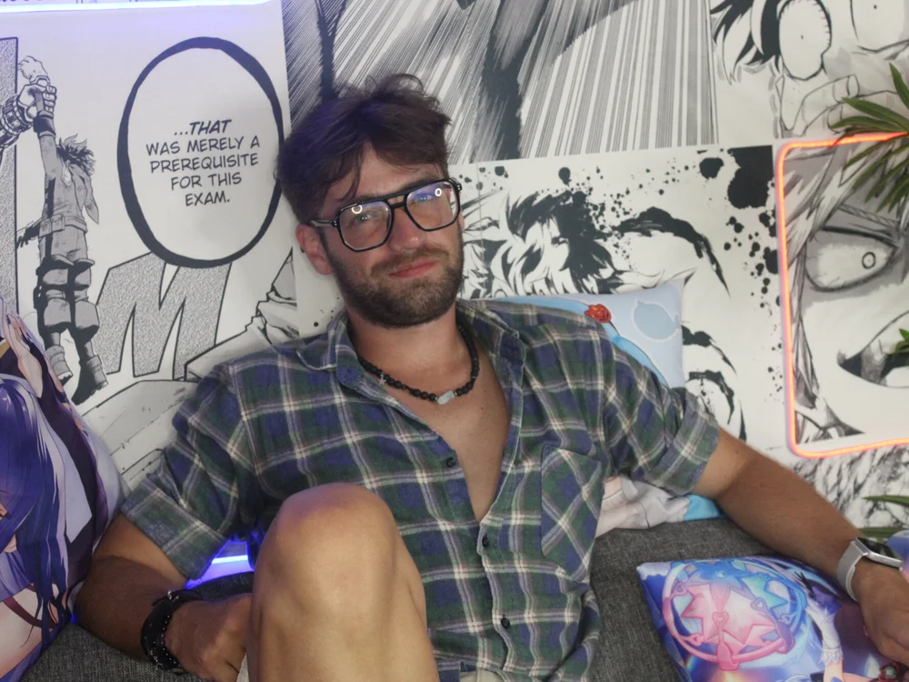 SaulHenders offline chatrum