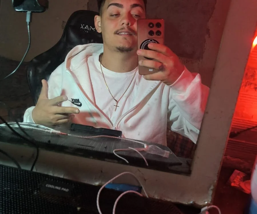 Aveliko98