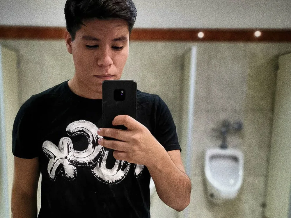 Offline XXX chat modela wtk96b