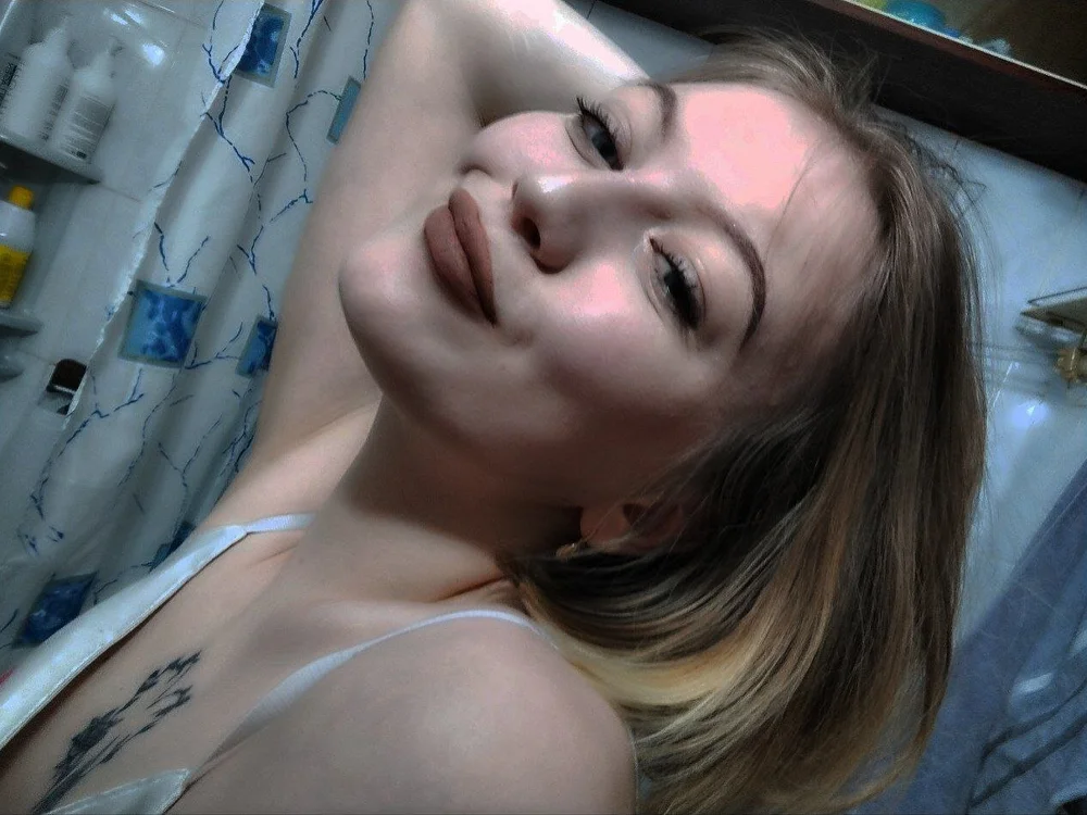 VickiCastillo's Offline XXX Chat