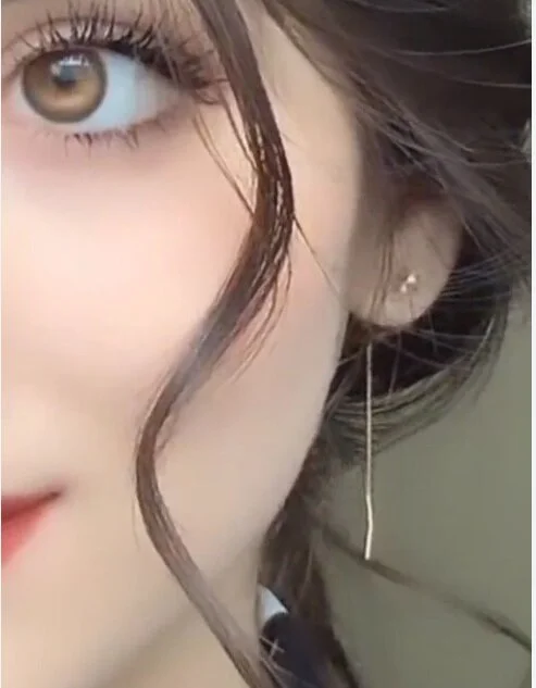 shahinaz-123n Offline XXX chat