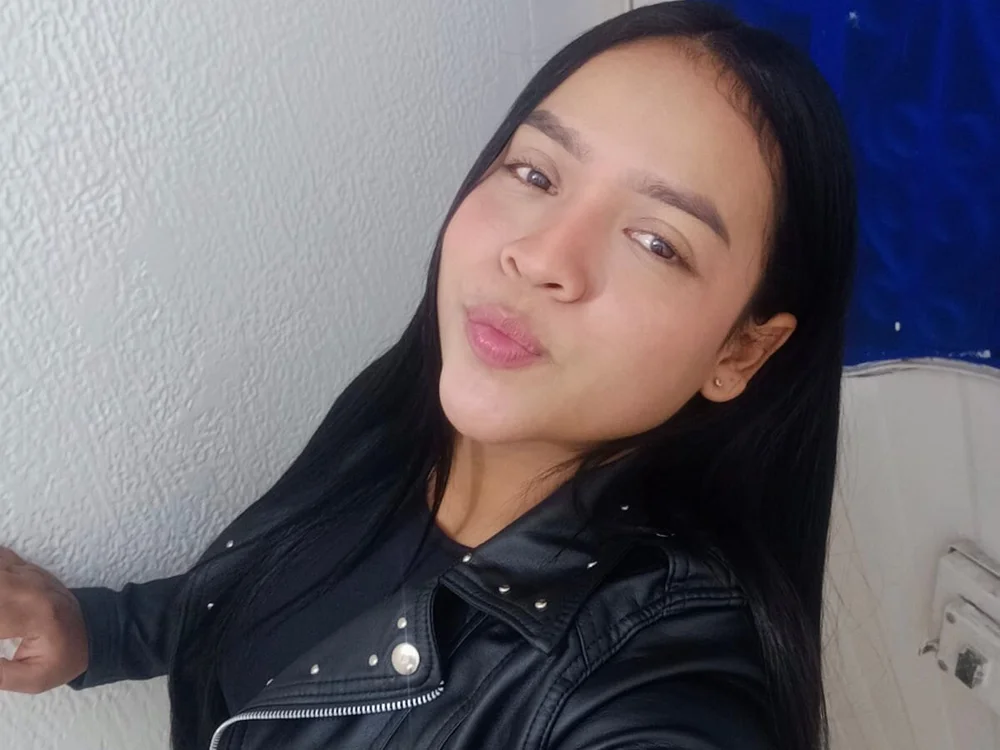 Chatroom XXX hors ligne de kyliejenner_vg