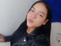 kyliejenner_vg's webcam live show