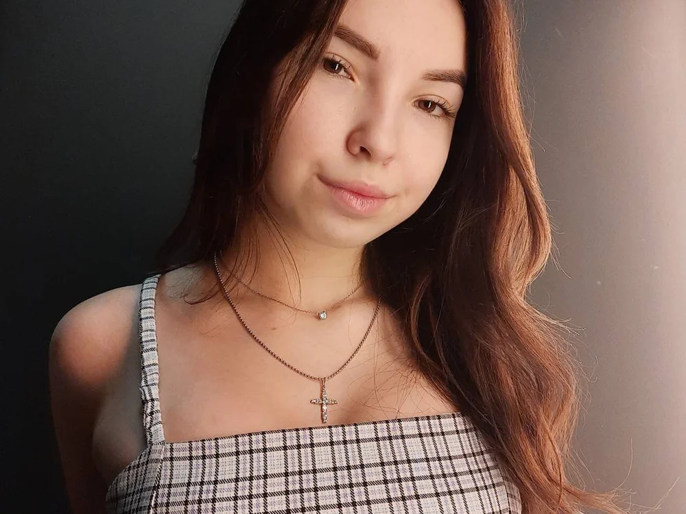 AviceMorris' Offline Chat Room