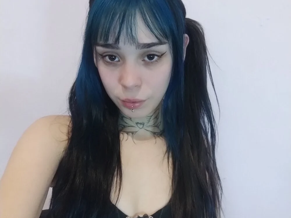 Chatroom XXX hors ligne de loletabb