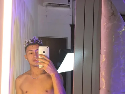 AVENGER_BOYS2026 Chat XXX live