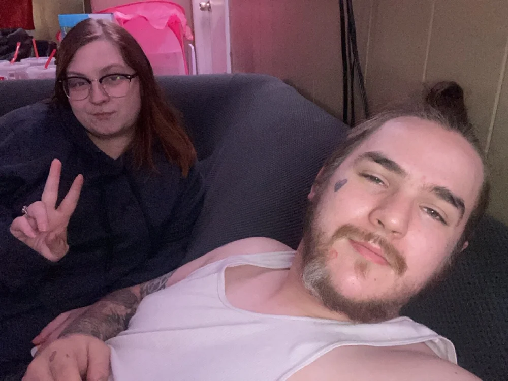 chillshelbs' Offline Chat Room