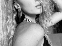 Model StarryHanna