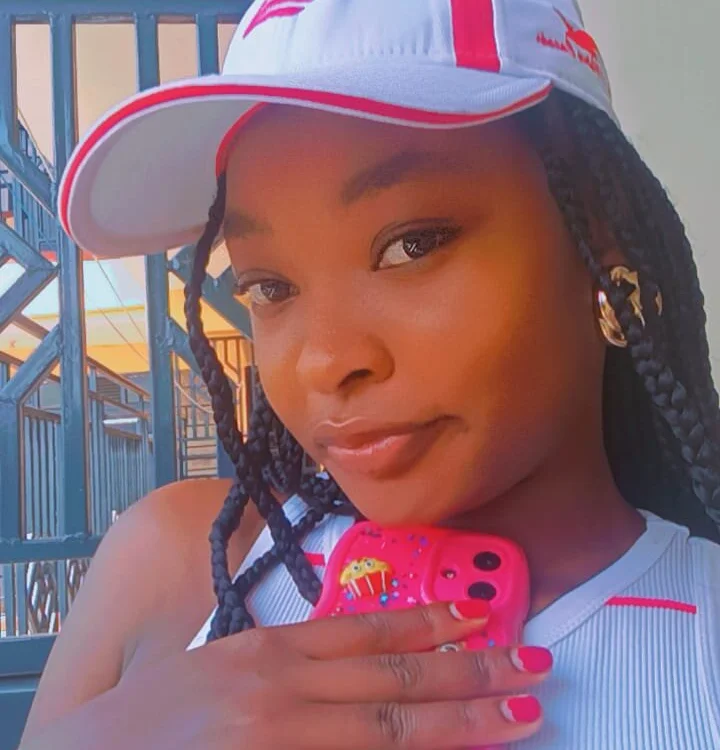 Neilah_x's most recent online preview