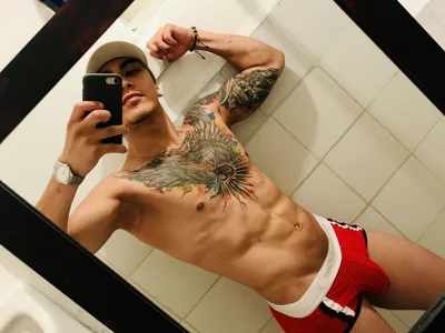 Tony_Viera_ Male New Free Cam Strip