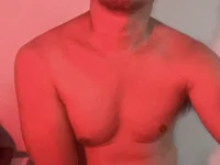 clouds_with_men Live XXX chat