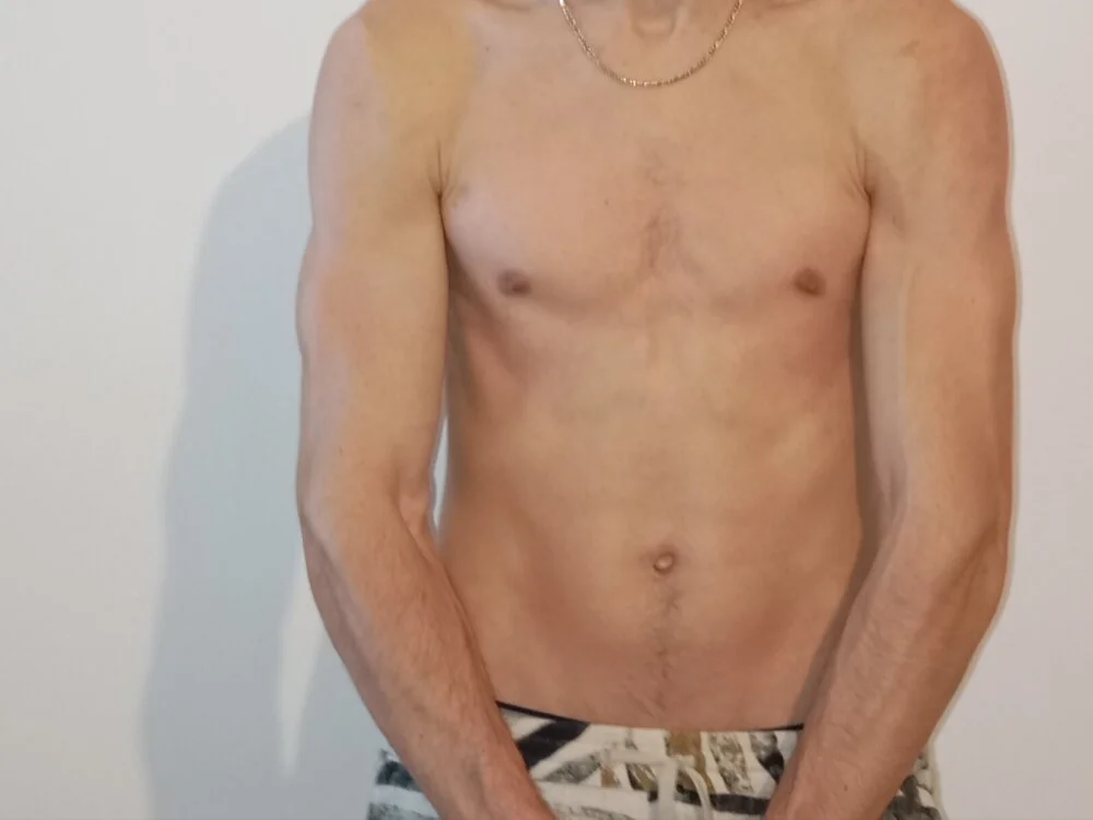 Batboy94's Offline XXX Chat